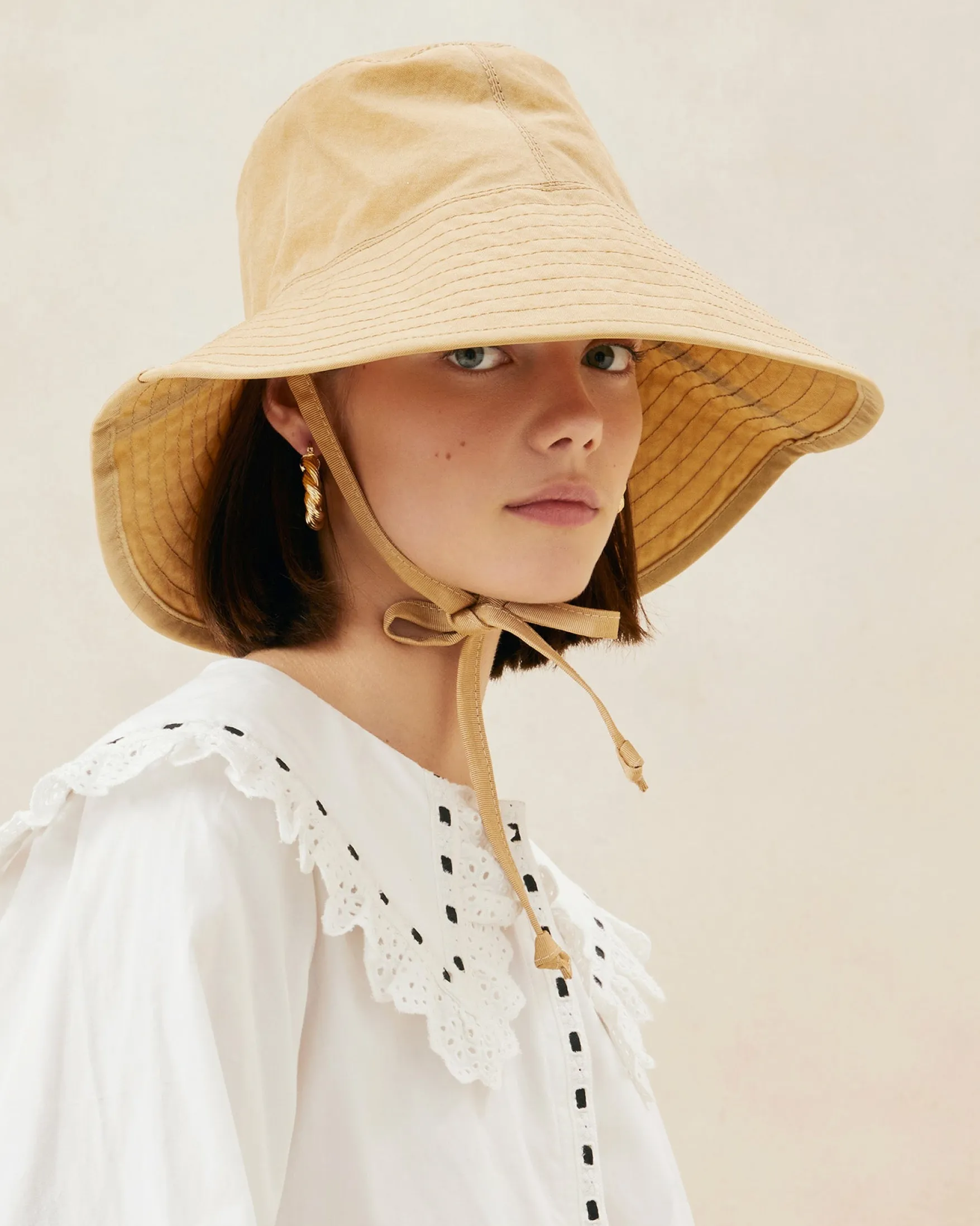 Sale Hannah Parchment Nylon Bucket Hat Casual Staples|Vacation Shop