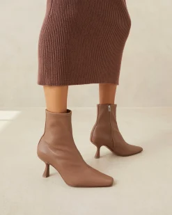 Thandy Black Curved Heel Bootie Boots